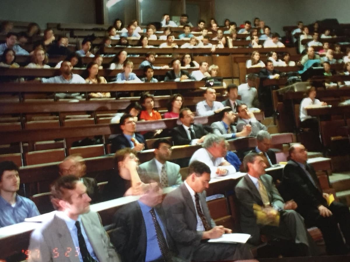 Auditorium full of physicians at the first training day, May 1997