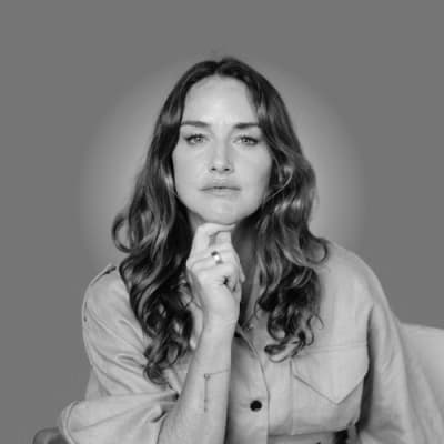 Dr. Tamsin Lewis